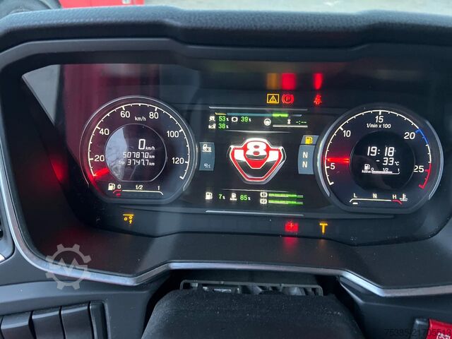 Chassis with cab Scania R580 V8 NGS 6x2 King low km