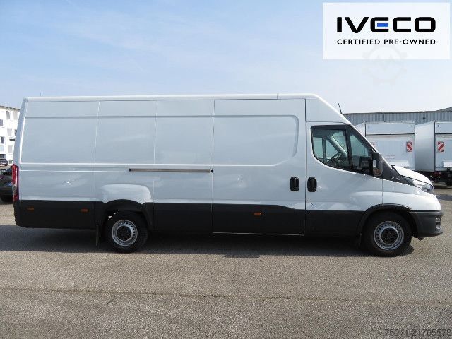 High top van IVECO Daily 35S16V AHK, Klima, PDC, lang + hoch