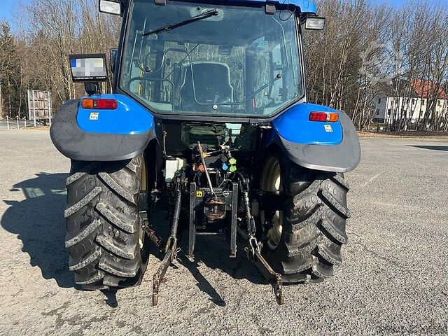 Traktor New Holland TL 100 A