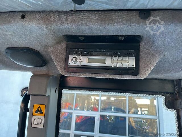 Traktor New Holland TL 100 A
