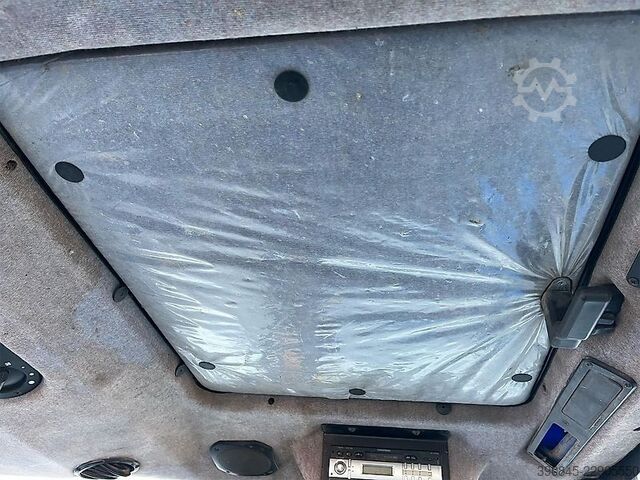 Traktor New Holland TL 100 A