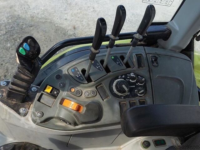 Tractor Claas ATOS 230