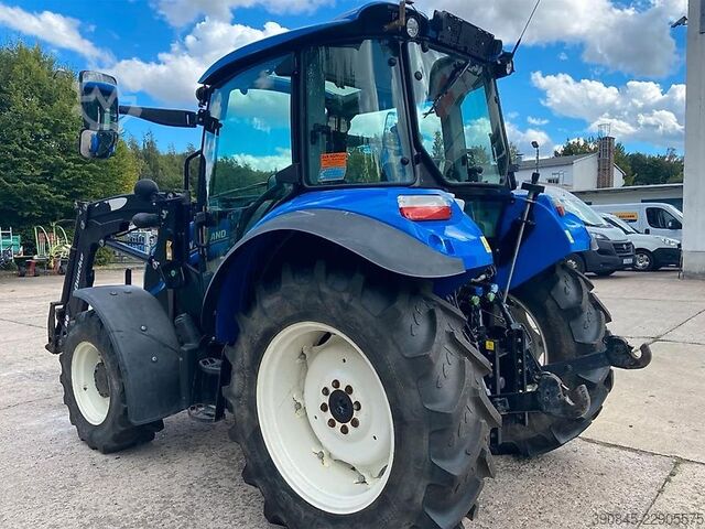 Traktor New Holland T4.55