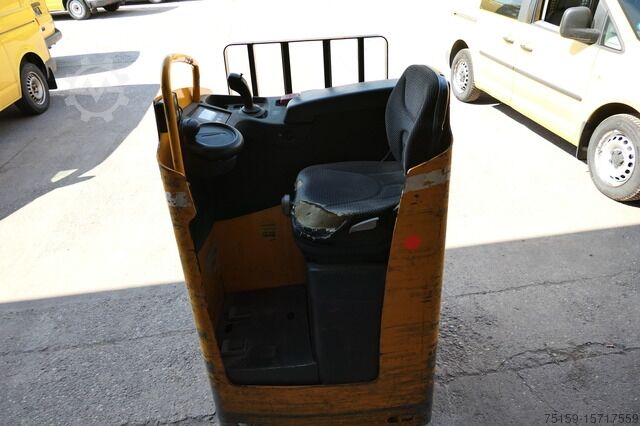 Sonstige jungheinrich ESE 220 Batterie 09/2018 lange Gabeln!