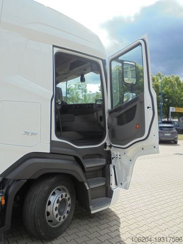 Volume tractor unit DAF XF480 FT Low Deck SH Hubkupplung CAM