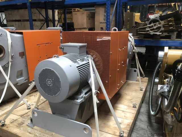 NORD MAXXDRIVE industrial gear motors NORD GETRIEBEBAU GMBH 24x NORD MAXXDRIVE