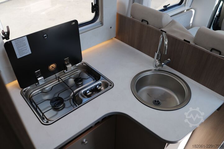 Teilintegriertes Wohnmobil Carado T 447 AT8G+TV+Thule+DoppelRFK+Hubbett