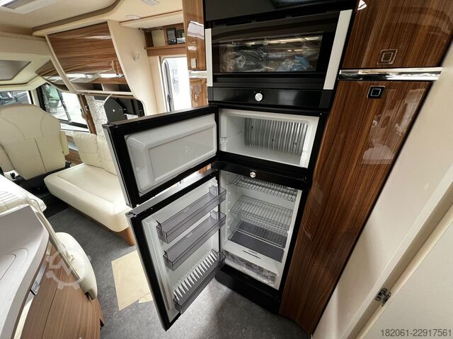 Integriertes Wohnmobil Integra 890 EB AT9G+Leder+5Sitze+Luminary+Markise