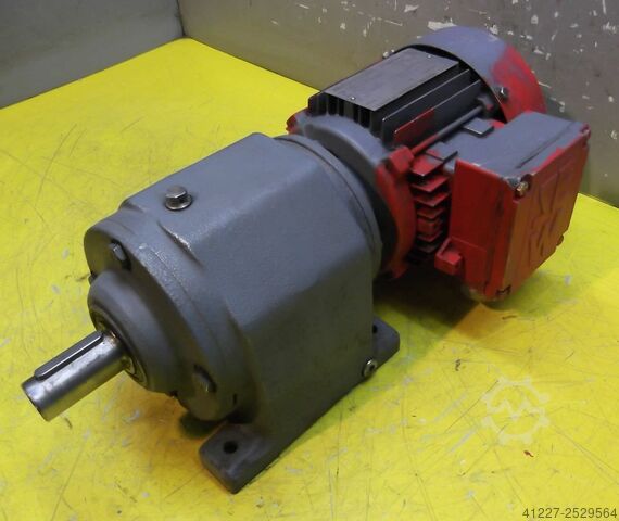 Gear motor 0.15 kW 9 rpm SEW-EURODRIVE R43DT71C6