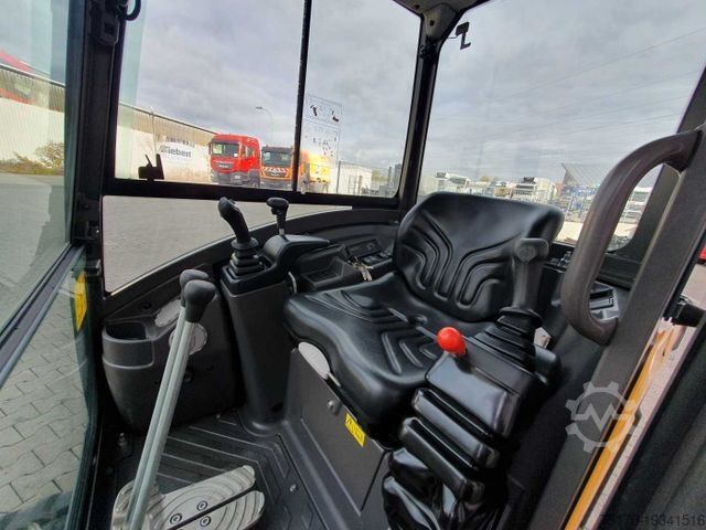 Mini excavator VOLVO EC18E / nur 415h! / MS01 / 2021 / inkl 2x Löffel