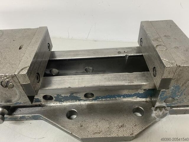 Hydro-Pneumatischer Maschinenschraubstock, Pneumatik Spannstock, Hydraulik, Pneumatik Schraubstock, HILMA - ROEMHELD SMPH 125