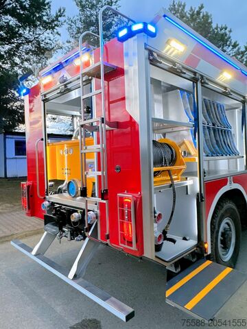 Feuerwehr Tanklöschfahrzeug 5000l Wasser MAN TGS 18.510 TLF 4000 Allrad 4x4 Feuerwehr