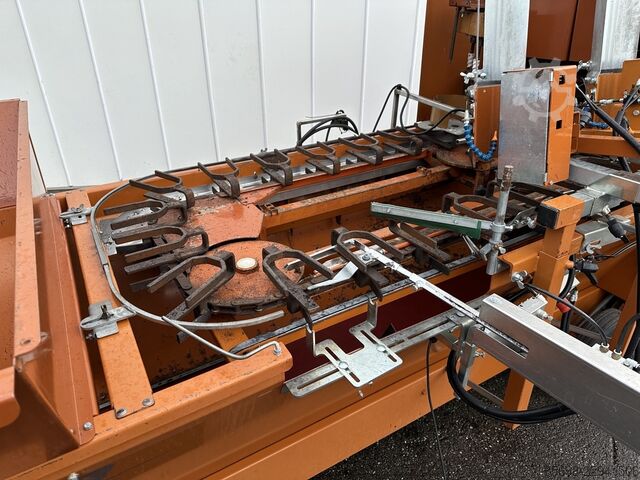 Javo Standaard Topfmaschine mit doppelter pneumatischer Topfausgabe und -auswurf JAVO Standaard