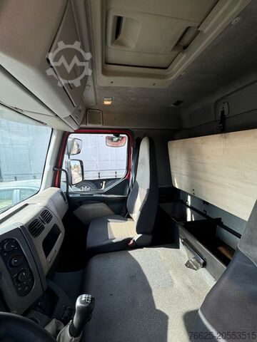 Truck chassis Renault MOTRICE TELAIO e DAF CENTINATA