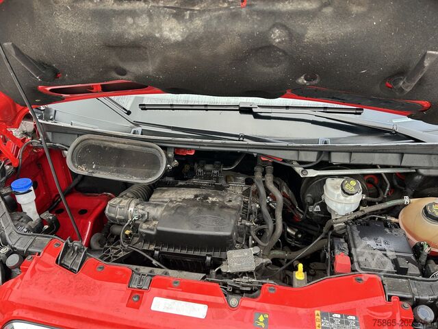 Delivery van Ford Transit 2.0 TDCI Trend / Kupplung Problem / 193...