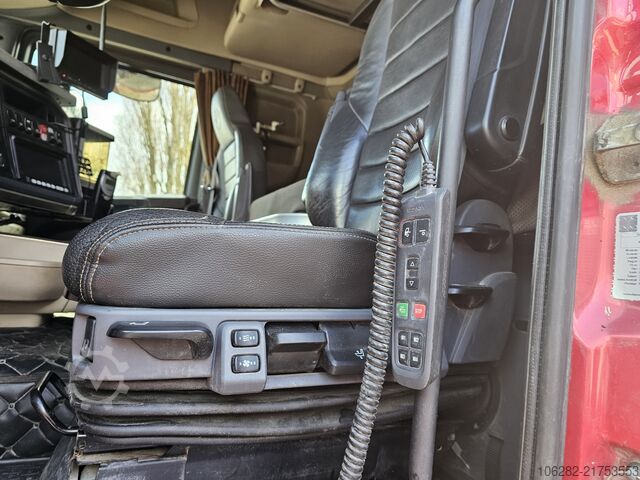 Standard tractor unit SCANIA R620 Topline LA6X4HNB V8