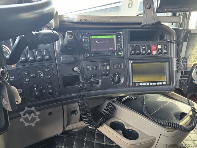 Standard tractor unit SCANIA R620 Topline LA6X4HNB V8