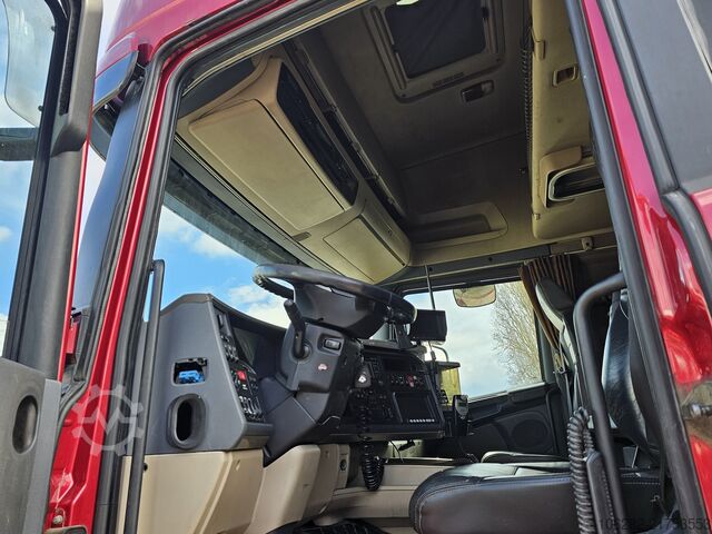 Standard tractor unit SCANIA R620 Topline LA6X4HNB V8