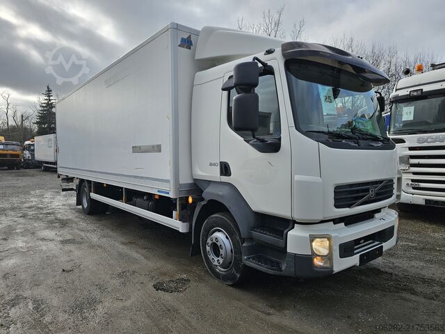 Refrigerated truck Volvo FL240 4x2 Ladeborwand