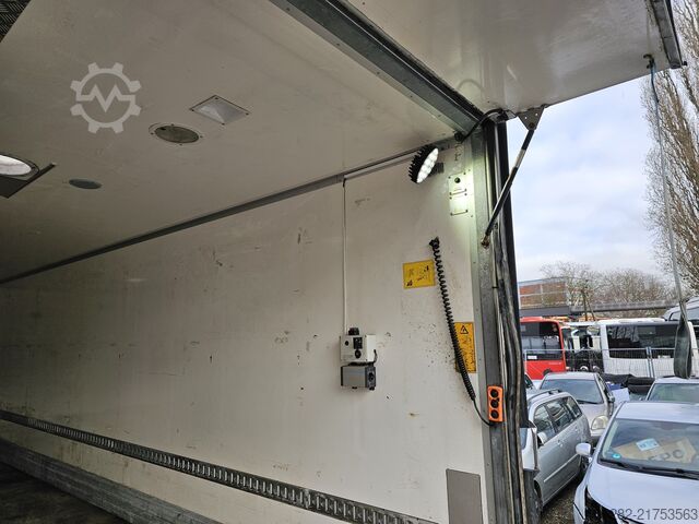 Refrigerated truck Volvo FL240 4x2 Ladeborwand