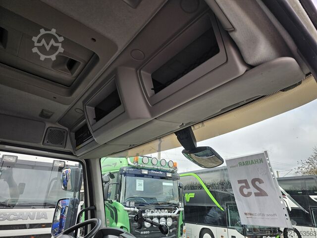 Refrigerated truck Volvo FL240 4x2 Ladeborwand