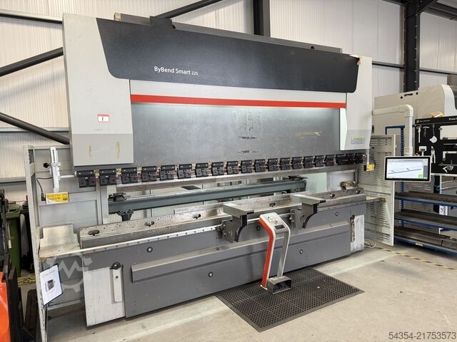 Hydraulic Pressbrake Bystronic ByBend Smart 225/4100
