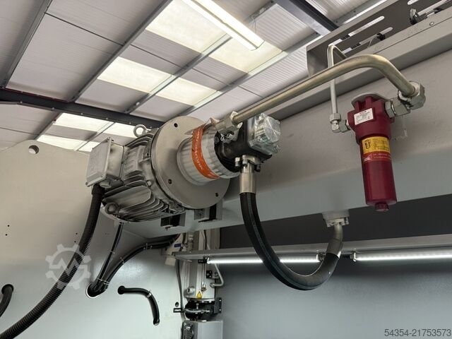 Hydraulic Pressbrake Bystronic ByBend Smart 225/4100