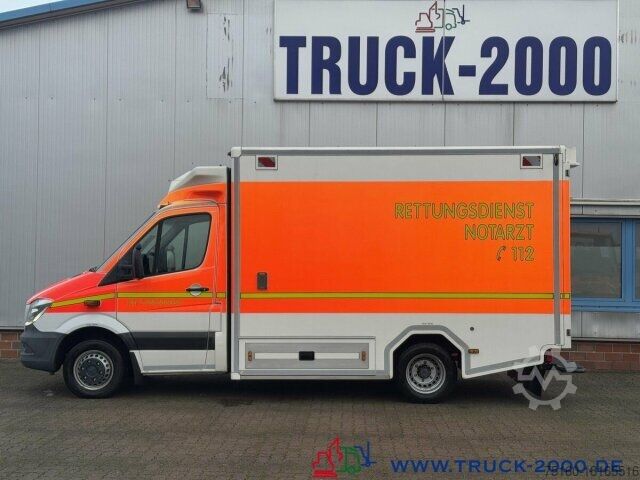 Fire truck Mercedes-Benz Sprinter 519 CDI GSF Rettung Krankenwagen 124TKM
