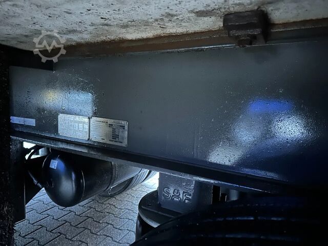 Kühl-/Tiefkühltransport Burg Wipkar Carrier Supra 850 U / 3000KG Laadklep / ...