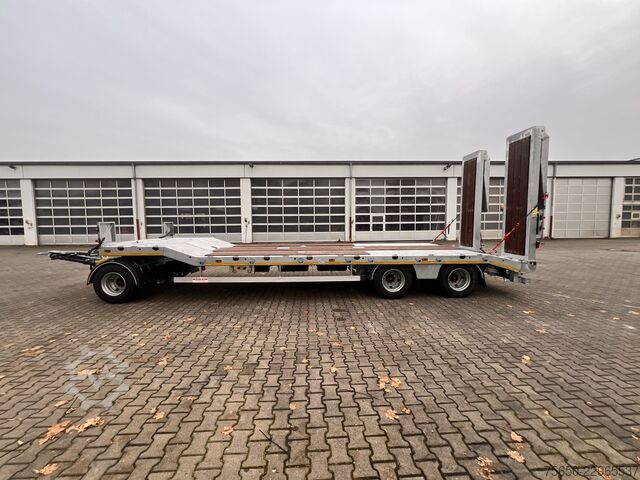 Low loader trailer Möslein T 3-6,60 VB 2t  3 Achs Tieflader, Luftgefedert