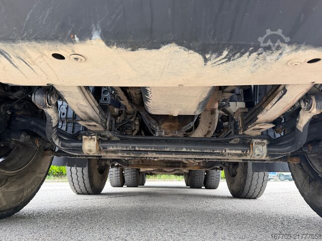 Concrete mixer truck Iveco TRAKKER 500