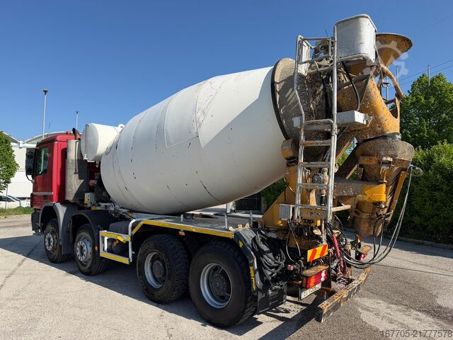 Concrete mixer truck Mercedes-Benz Actros 4144