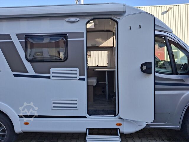 Teilintegriertes Wohnmobil CARADO V 337 pro+, safety acc, multimedia