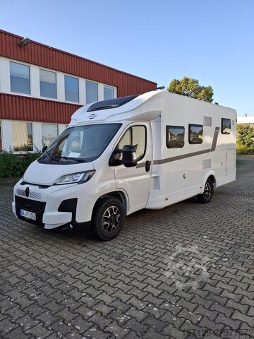 Teilintegriertes Wohnmobil CARADO T 338s