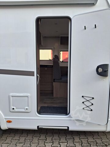 Teilintegriertes Wohnmobil CARADO T 338s
