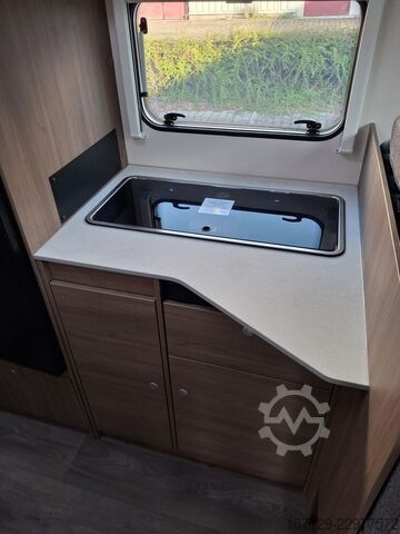Teilintegriertes Wohnmobil CARADO T 338s