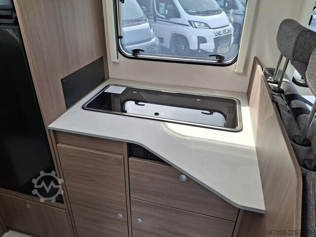 Teilintegriertes Wohnmobil CARADO T 338S