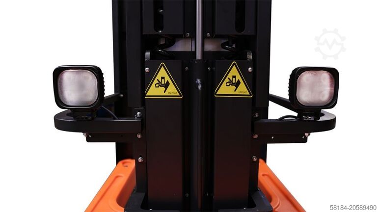 Teleskopmastbühne Noblelift OPH01E