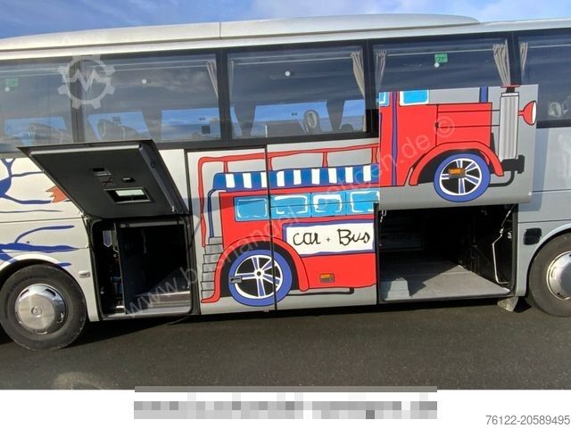 Motor coach MERCEDES-BENZ Tourismo 16 RHD / S 516 HD / Travego / R9