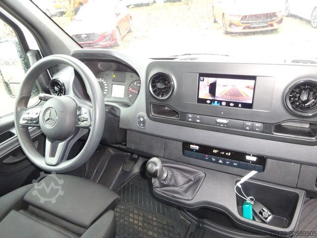 High top van MERCEDES-BENZ Sprinter III Kasten RWD 317 CDI MBUX Navi 360°-K