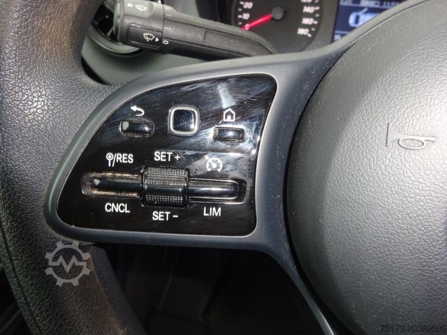 High top van MERCEDES-BENZ Sprinter III Kasten RWD 317 CDI MBUX Navi 360°-K