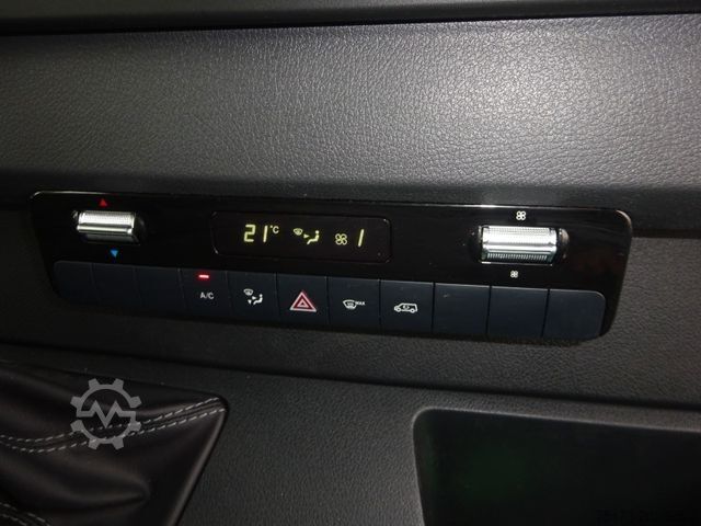 High top van MERCEDES-BENZ Sprinter III Kasten 317 CDI