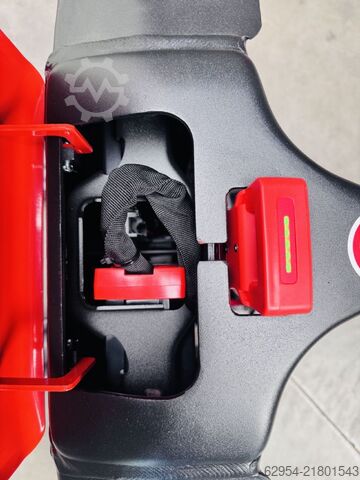 Niederhubwagen EP EP F4  Niederhubwagen NEU