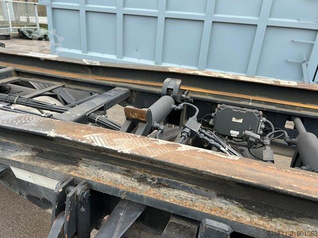 Roll off trailer CARDI RIMORCHIO CARDI 153 SCARRABILE