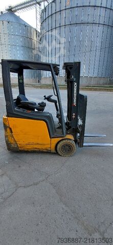 Electric forklift Jungheinrich EFG 213