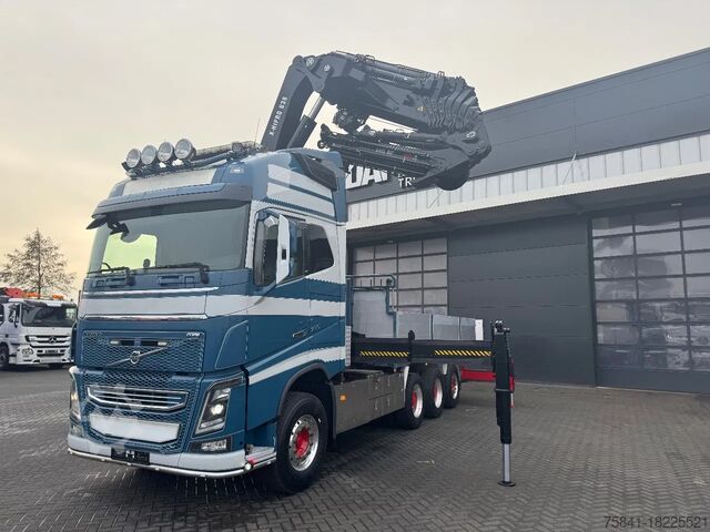 Kranwagen Volvo FH 16.750 8x4 HIAB 638 E-8 + JIB 150X-6