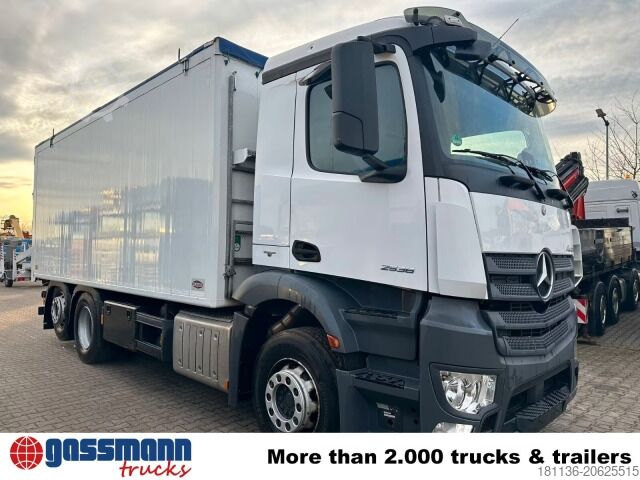 Box truck Schubbodenaufbau mit Plane ca 29m³, Funk