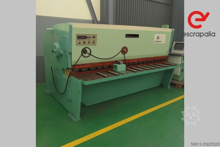 Hydraulic guillotine shear BRG 3100