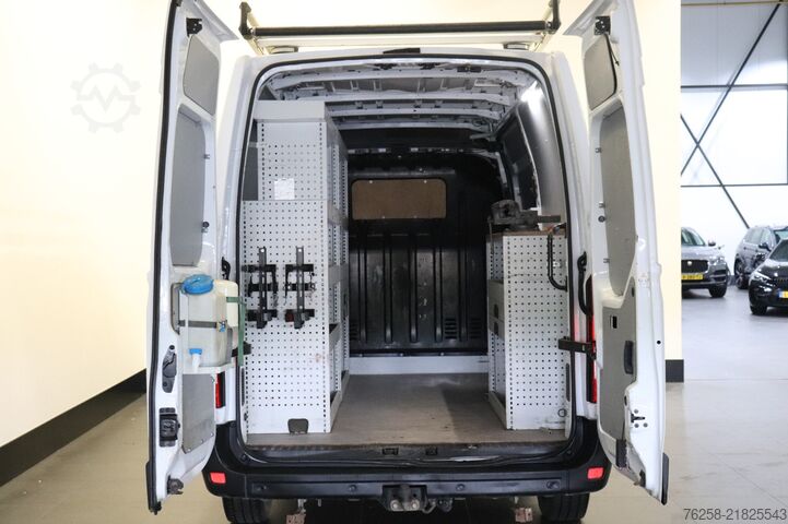Delivery van Renault Master 2.3 dCi 135PK L2H2 - EURO 6 - Airco - Im...