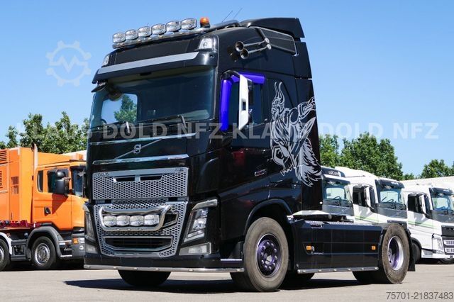 Standard tractor unit VOLVO FH 16 Globetrotter 2-Tanks Euro 6